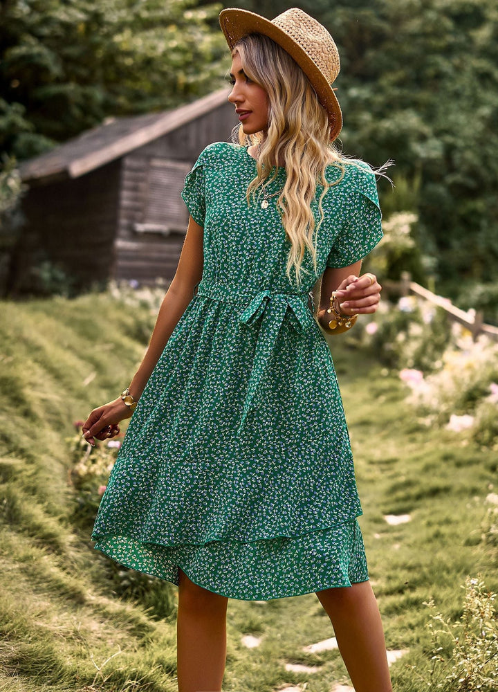 Minnie - Trendy dress with a flattering waistband